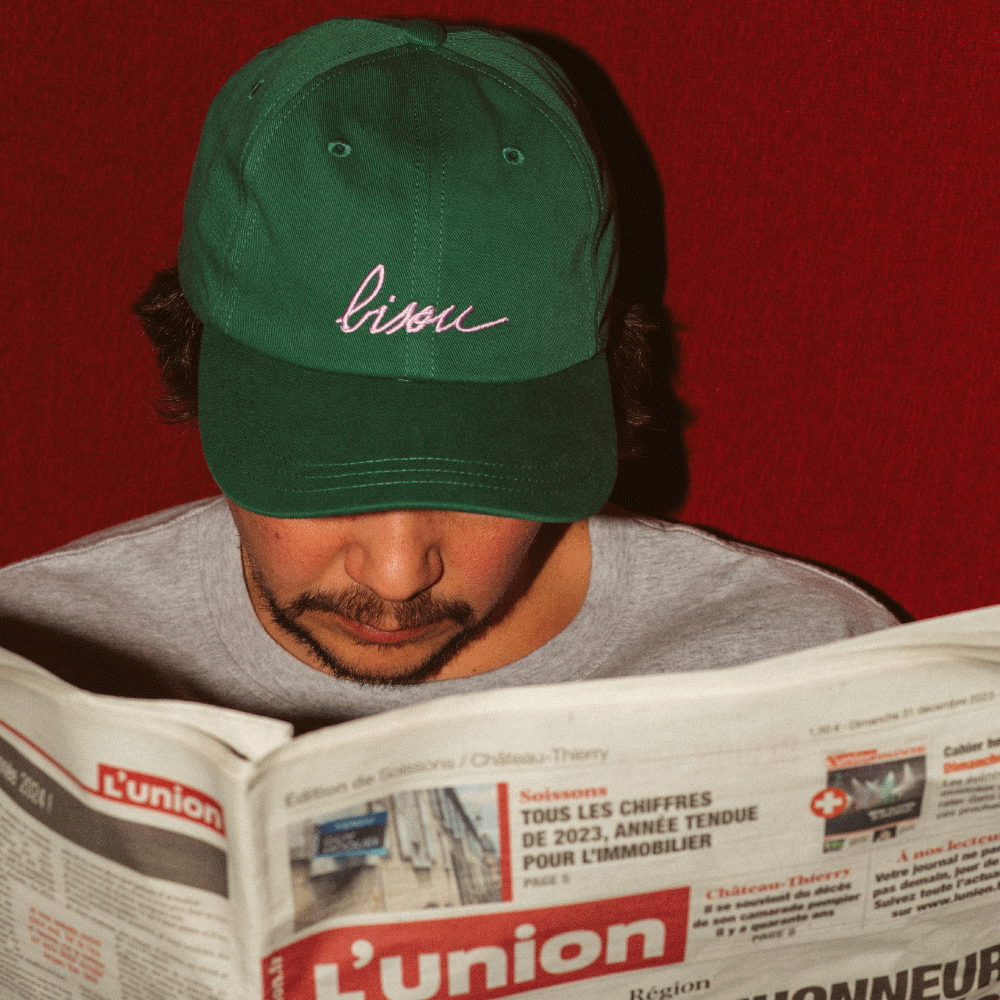 Concevez votre propre chapeau de dryfit de 6 panneaux courant le Concevez votre propre chapeau de dryfit de 6 panneaux courant le