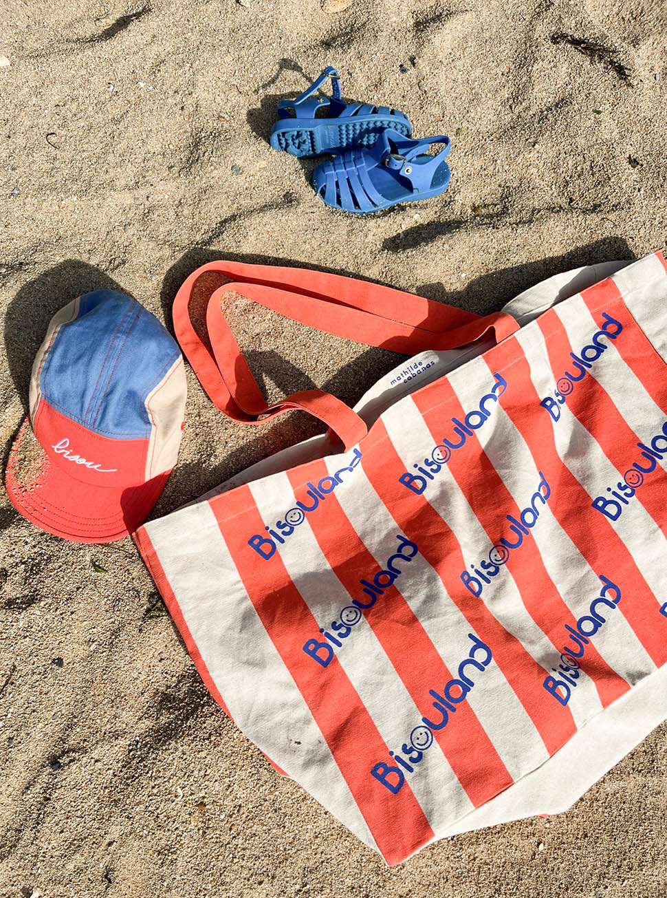 White and red Bisouland tote bag