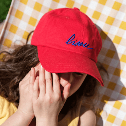 Casquette Bisou rouge tomate